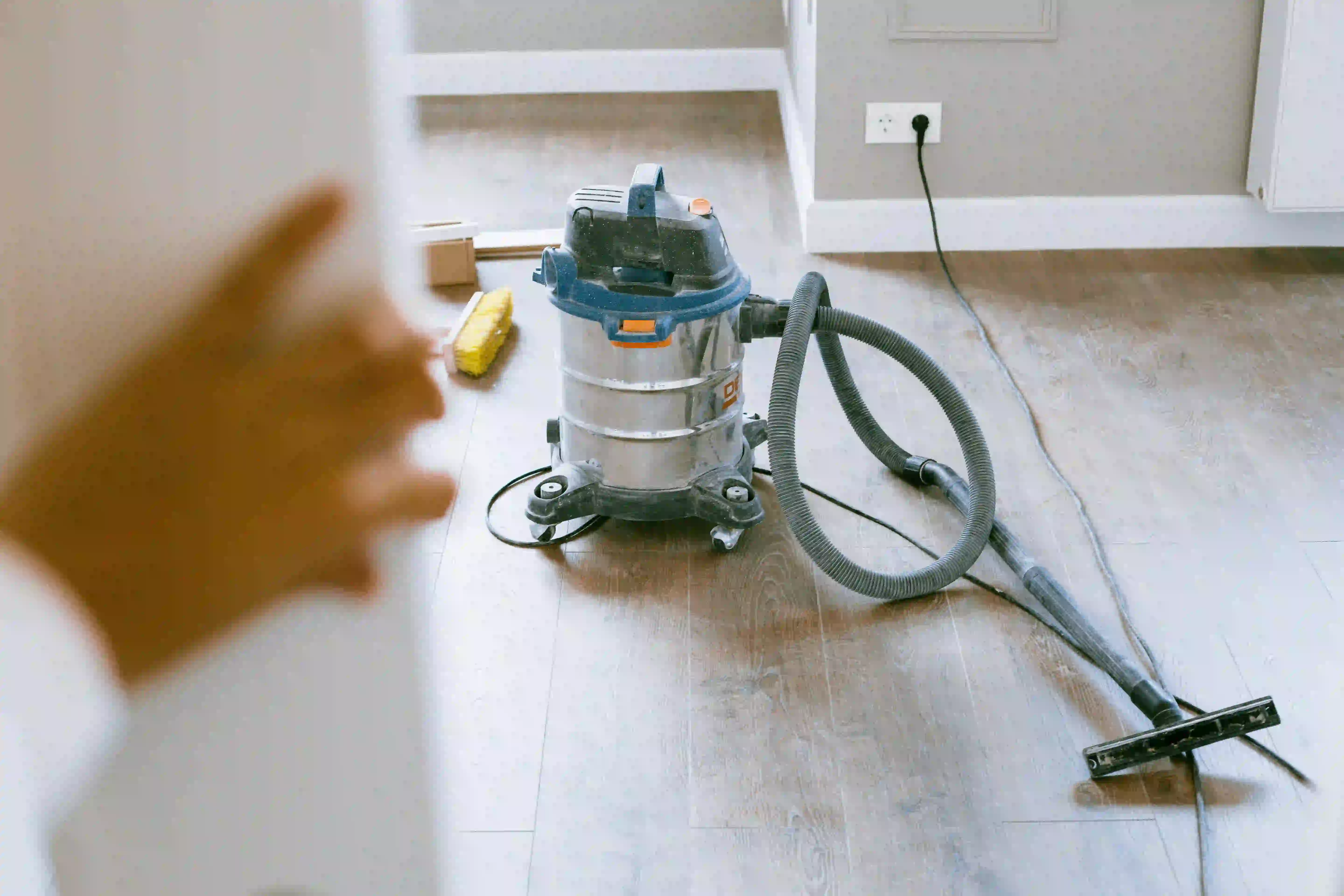 Professional deep cleaning service in Dubai